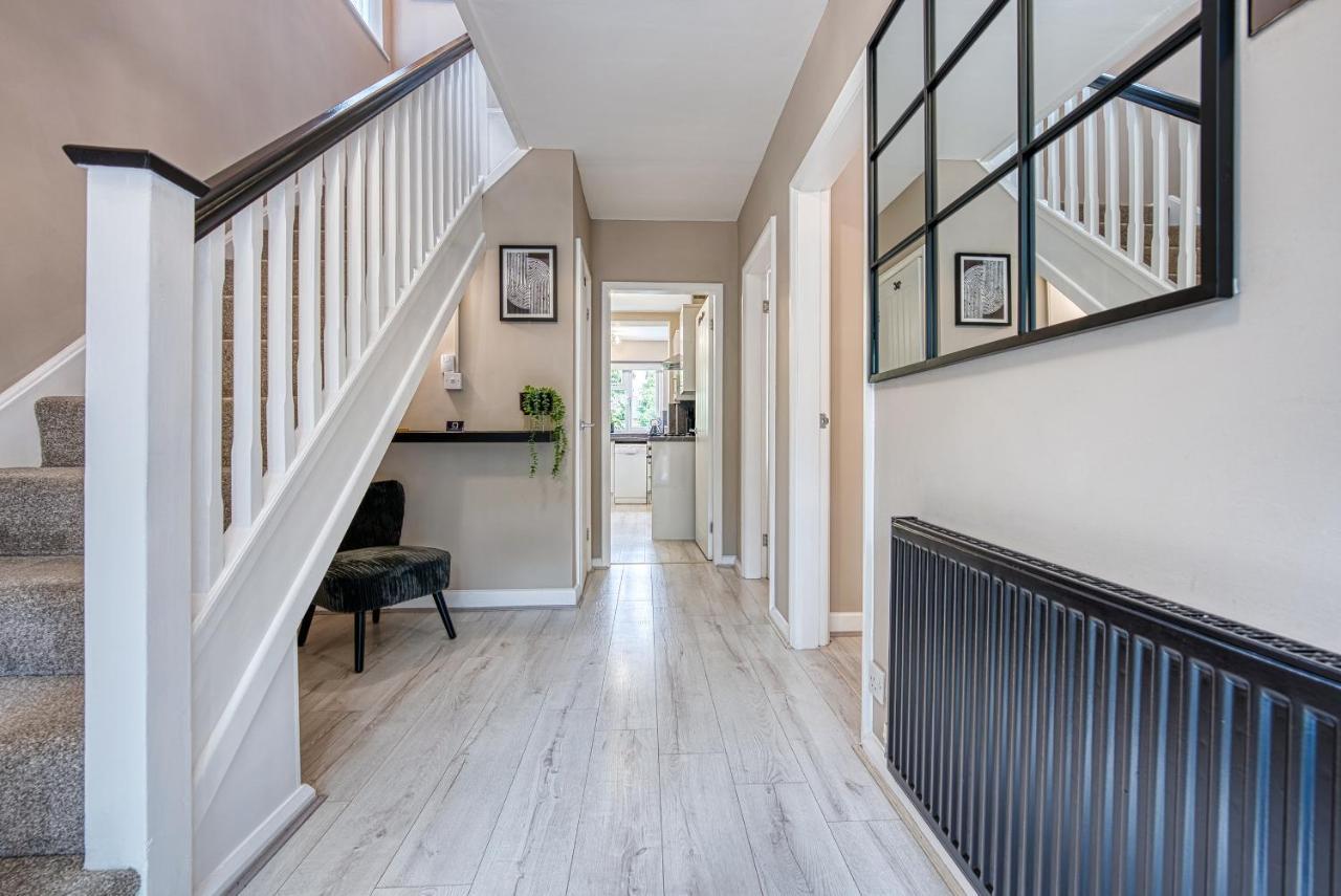 Elegant 5 Bed House - Sleeps 9, Central Solihull, Nec, Jlr, Hs2, Resorts World, Airport Business And Leisure Stays, מראה חיצוני תמונה