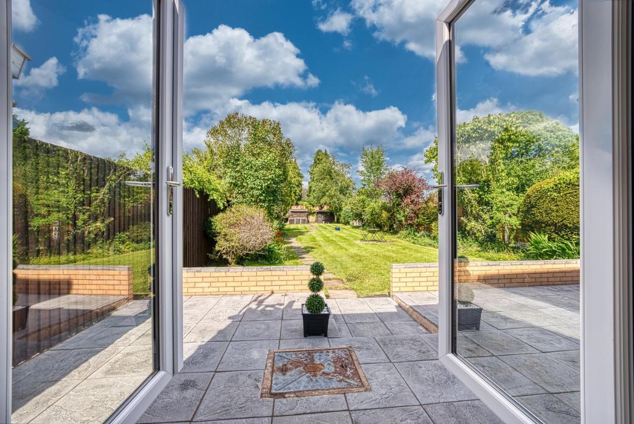 Elegant 5 Bed House - Sleeps 9, Central Solihull, Nec, Jlr, Hs2, Resorts World, Airport Business And Leisure Stays, מראה חיצוני תמונה